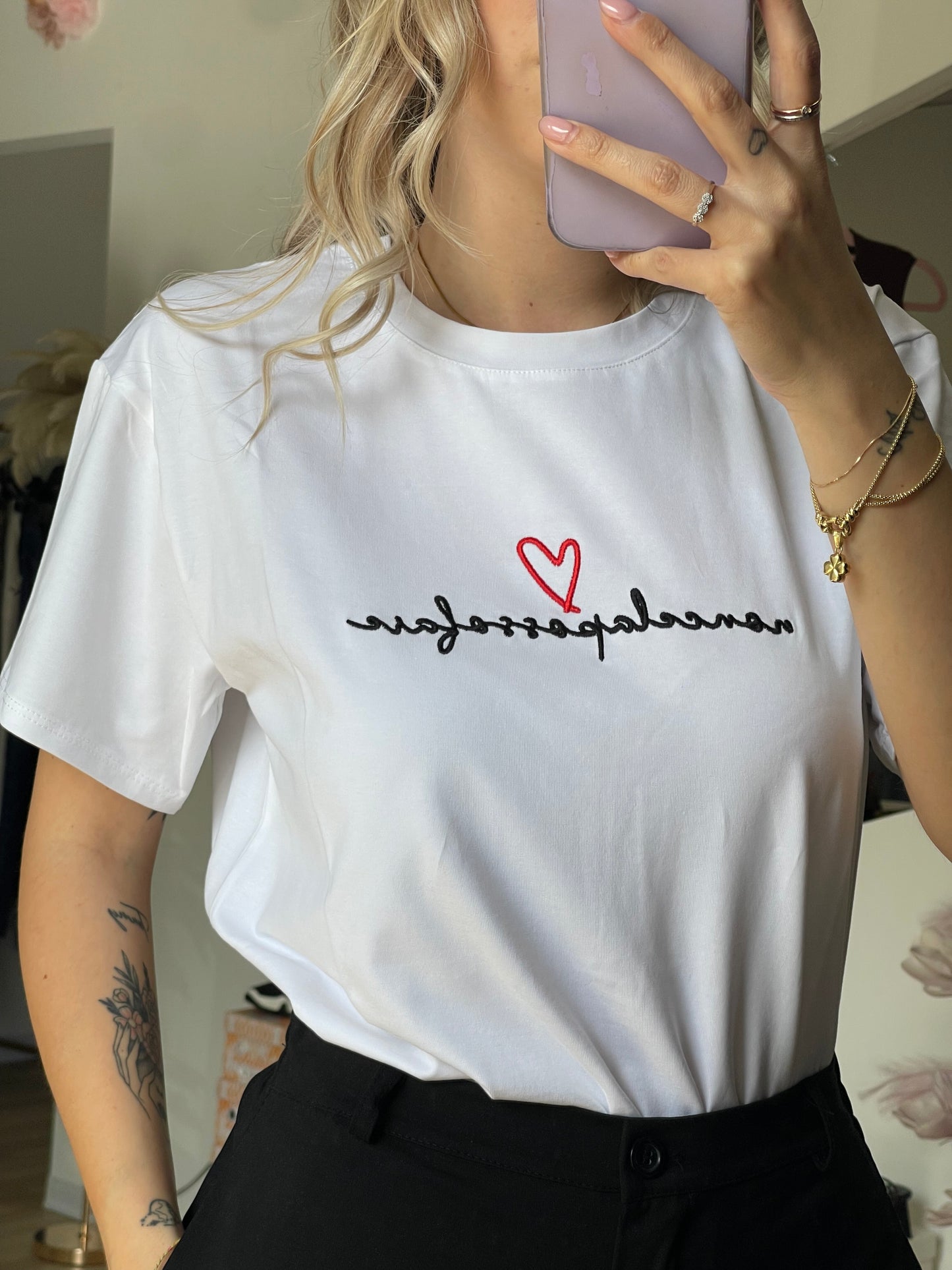 T-shirt ricamo “non ce la posso fare”