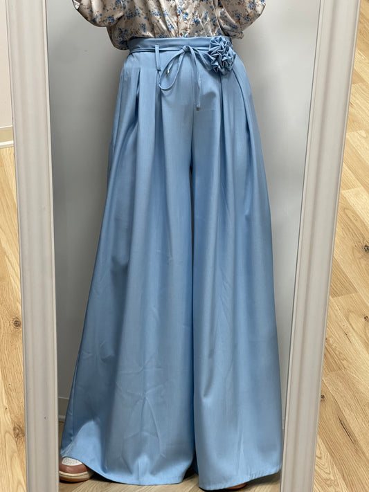 Pantalone con spilla primavera