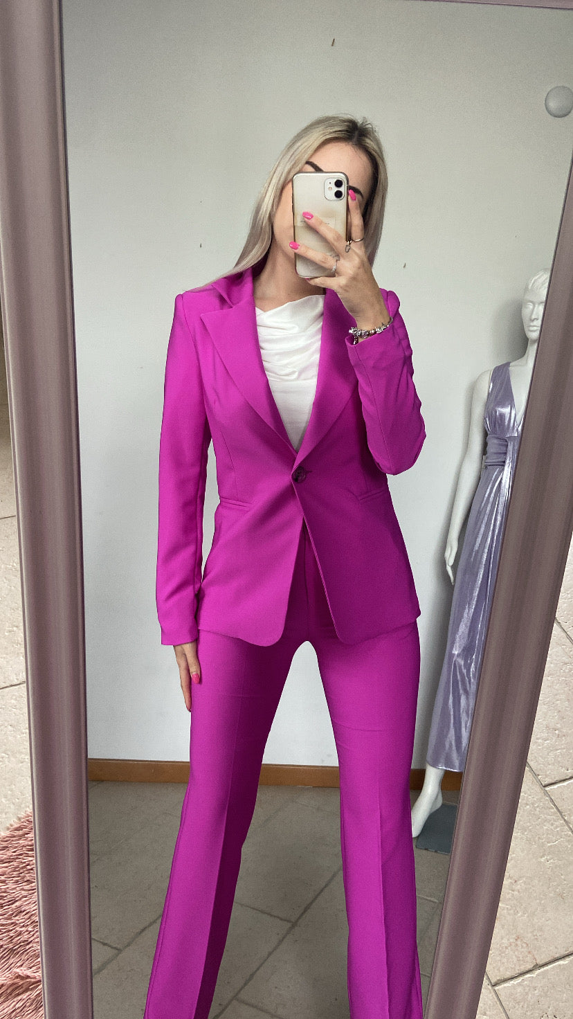 Tailleur pantalone zampa