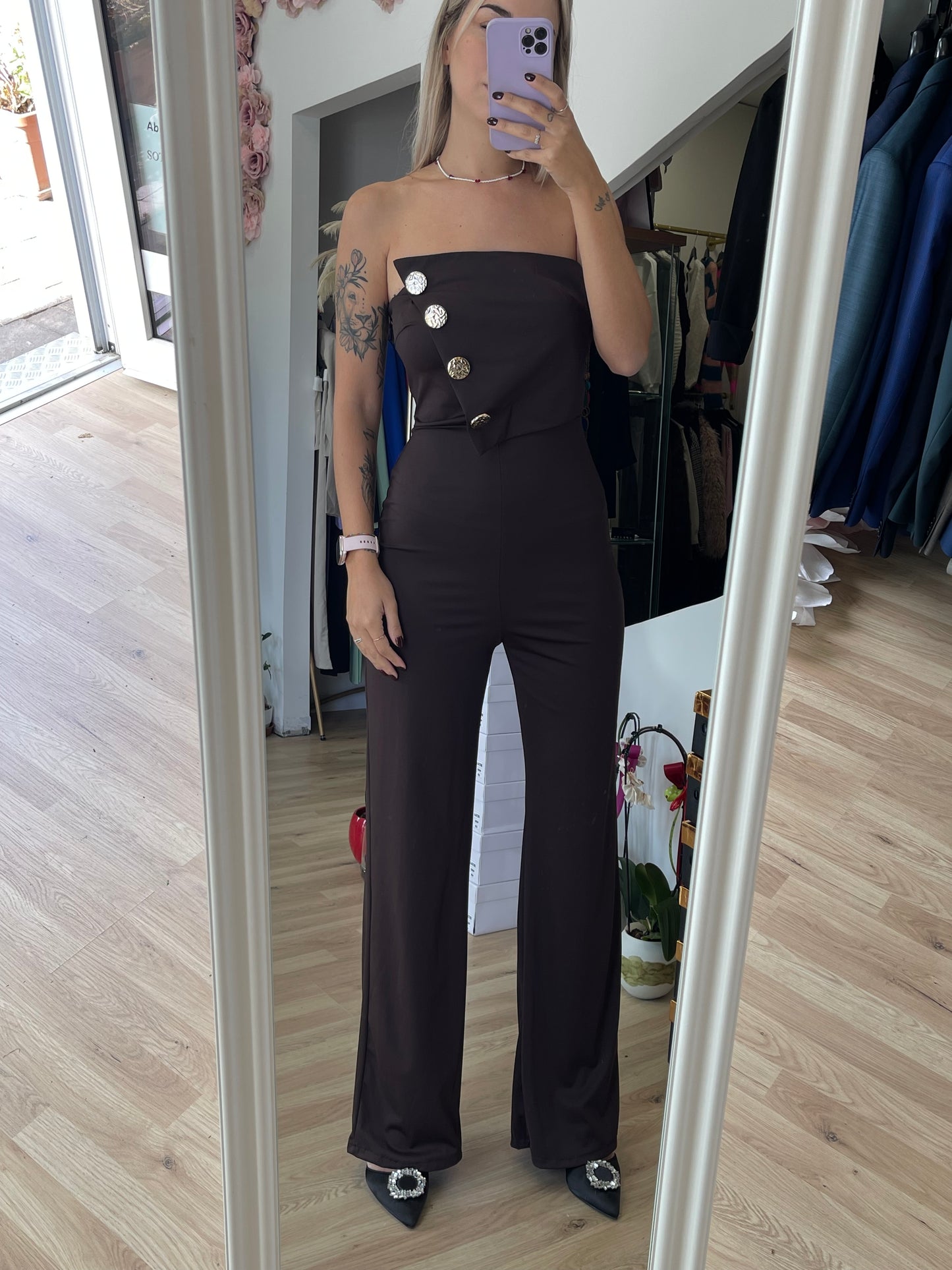 Tuta intera dettagli bottone